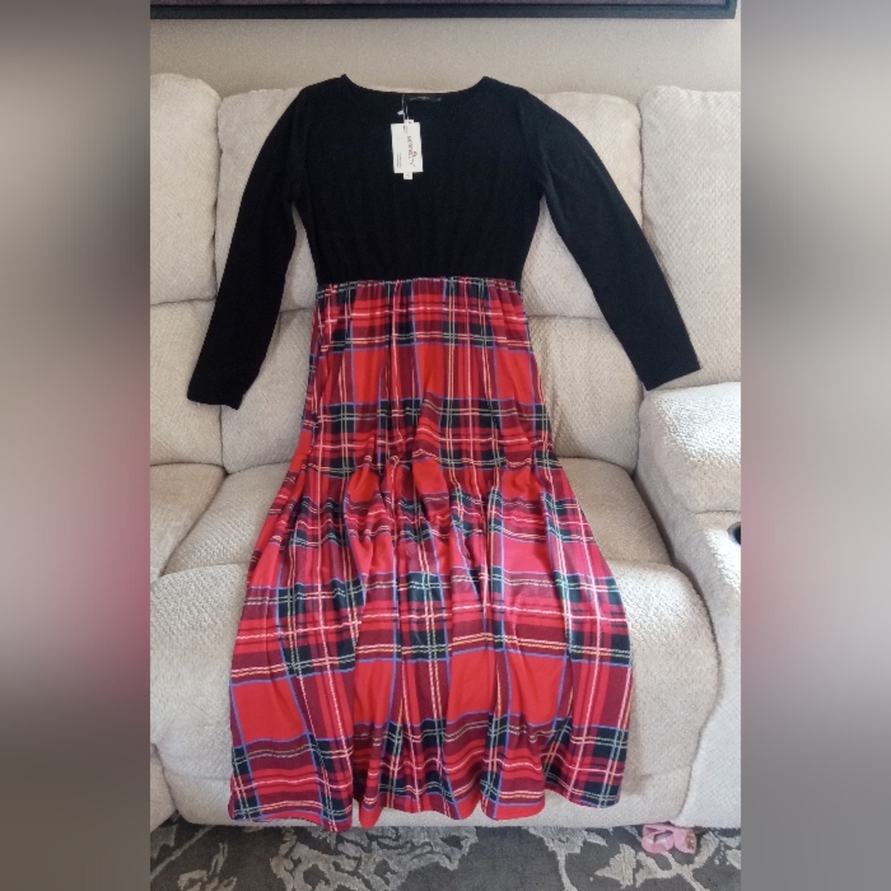 Black and Red Plaid Long Sleeve Dress By Merokeety Size XL